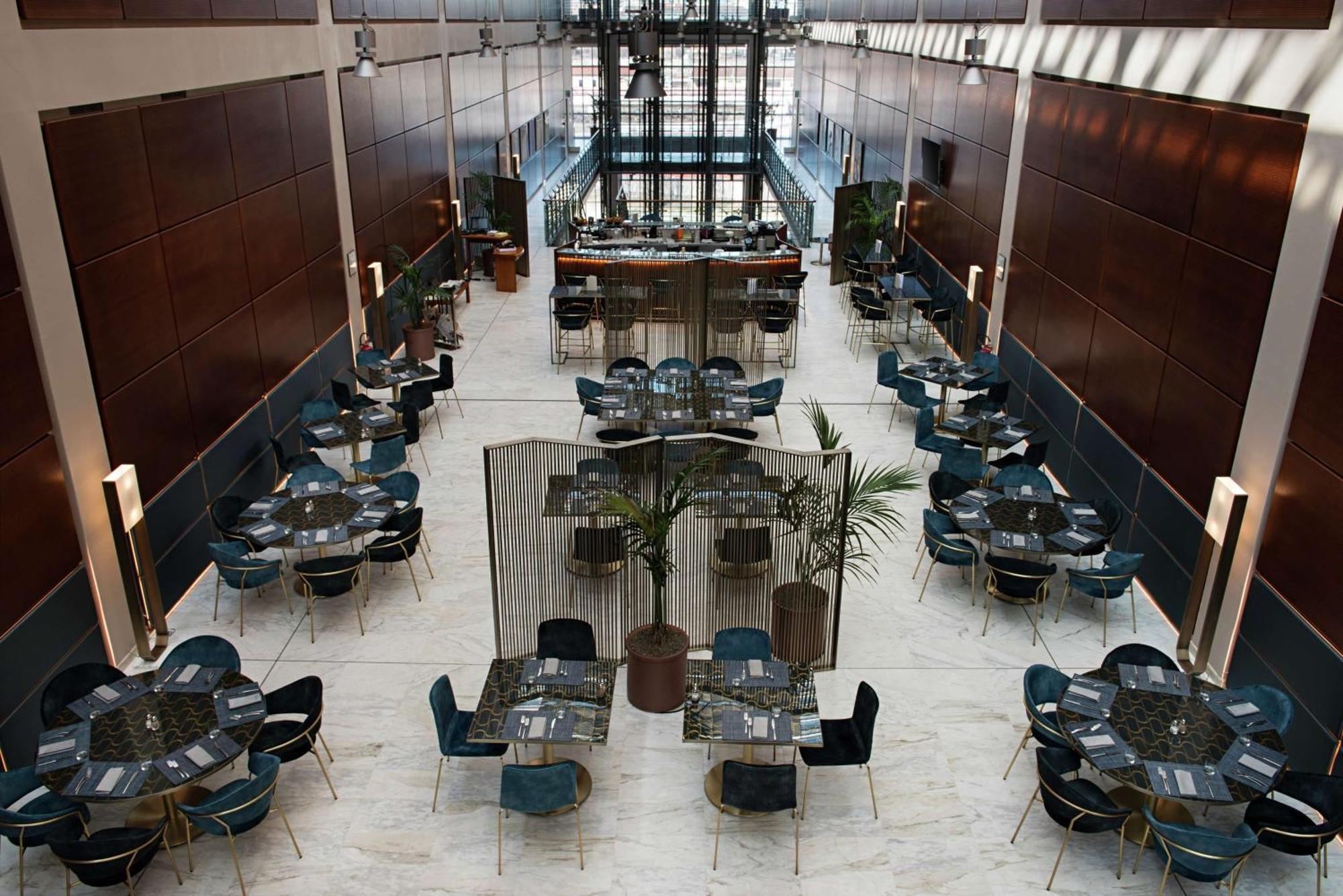 Doubletree By Hilton Turin Lingotto Hotel Exterior photo